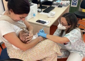 La Comunidad de Madrid inicia el 16 de octubre la vacunación conjunta frente a la gripe y el COVID-19