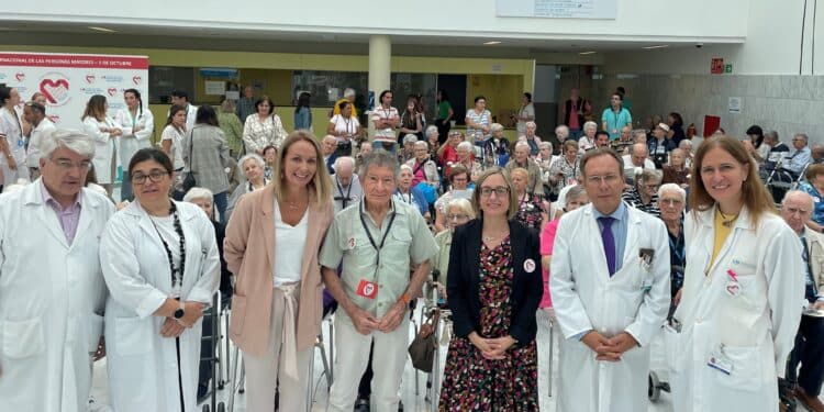 El Hospital Puerta de Hierro inaugura un área de estimulación funcional para los pacientes de la Unidad de Ortogeriatría