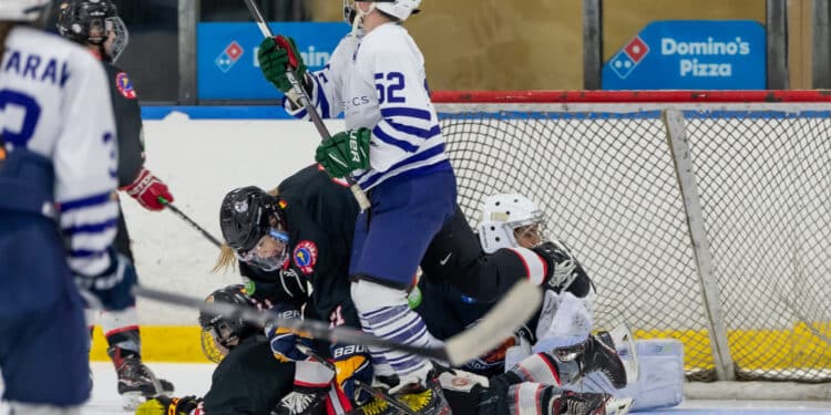 Semana de victoria para el hockey masculino y de dificultades para el femenino