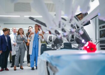 La Comunidad de Madrid incluye al Puerta de Hierro en la implantación de alta tecnología robótica para intervenciones quirúrgicas
