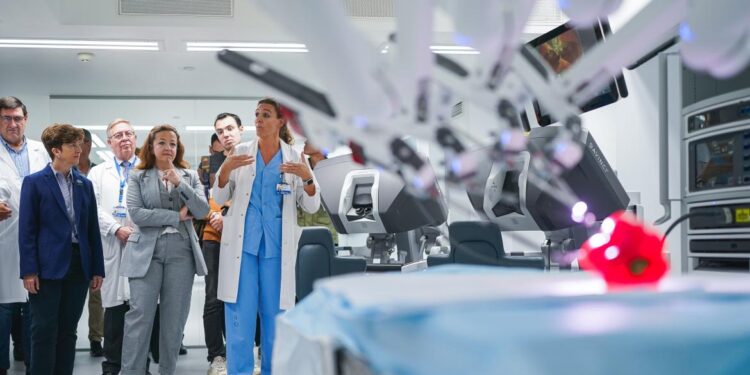 La Comunidad de Madrid incluye al Puerta de Hierro en la implantación de alta tecnología robótica para intervenciones quirúrgicas
