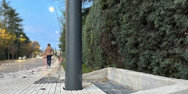La Avenida de los Reyes Católicos será la primera en estrenar las farolas LED que se instalarán en Majadahonda