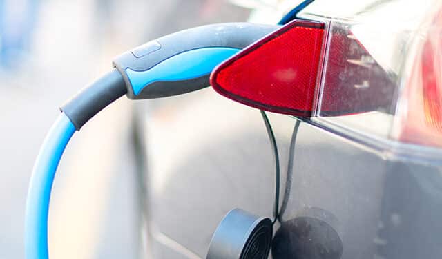Las Rozas encabeza la lista de las ciudades con más coches eléctricos de España