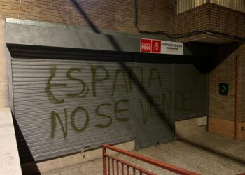 Vandalizan con una pintada la sede del PSOE de Majadahonda