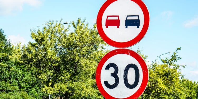 El Ayuntamiento de Majadahonda solicitará al Ayuntamiento de Madrid que señalice la velocidad de la Avenida de la Victoria correctamente