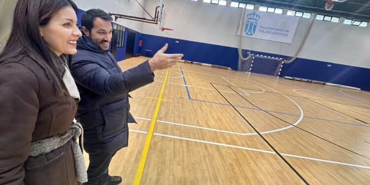 El polideportivo Príncipe Felipe se renueva y estrena un rocódromo