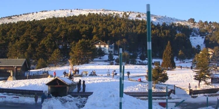 La Comunidad de Madrid pide prudencia y responsabilidad a los ciudadanos que visiten la sierra este fin de semana