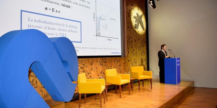 Un médico residente del Servicio de Anestesia del Puerta de Hierro premio al mejor artículo científico