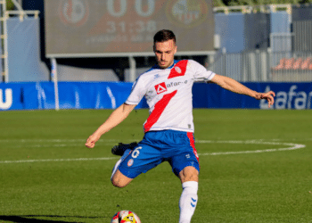 El Rayo Majadahonda exprime hasta la última gota de sudor para arrebatar los tres puntos al Logroñés