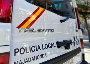 La Policía Local de Majadahonda detiene infraganti a dos jóvenes acusados de varios robos en interior de vehículos