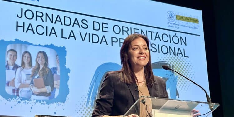 Cerca de 800 estudiantes y profesionales se dan cita en las III Jornadas de Orientación hacia la vida profesional