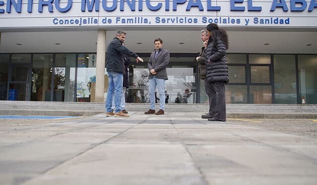 Las Rozas pone en marcha los trabajos para mejorar la accesibilidad del Centro Municipal “El Abajón”