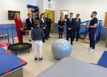 La Comunidad de Madrid extiende el programa de salud mental a todos los centros de Educación Especial sostenidos con fondos públicos