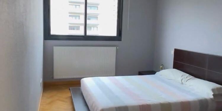 Cinco familias denuncian a una franquicia de la inmobiliaria Remax por un presunto delito de estafa