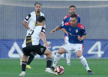 El Rayo Majadahonda suma un punto sin goles frente al Tarazona en su lucha por la permanencia