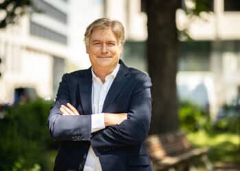 Antonio López-Istúriz: Hay que defender la “burbuja democrática” europea