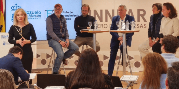 Espacios verdes humanos y un motivador de viajes en el vivero de empresas INNPAR