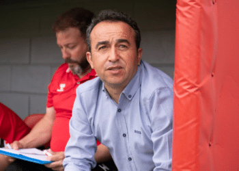 Armando de la Morena no continuará como entrenador del primer equipo