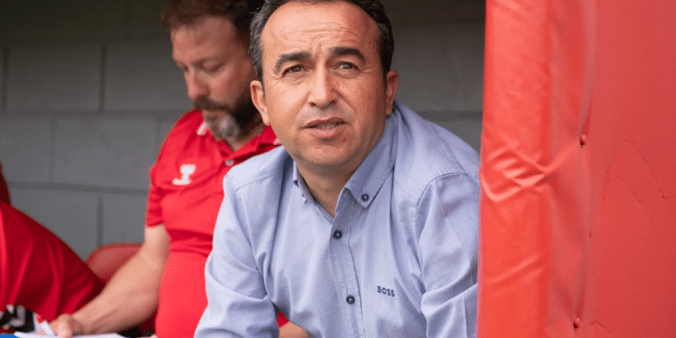 Armando de la Morena no continuará como entrenador del primer equipo