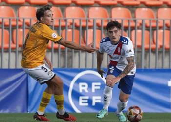El Rayo Majadahonda empata frente al Unionistas en su último partido en el Cerro