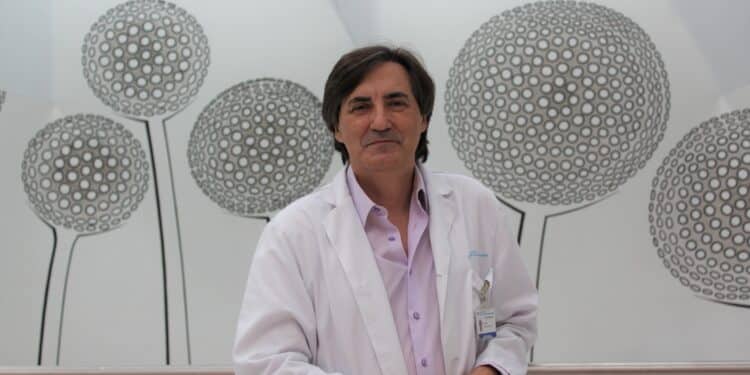 El jefe del servicio de Oncología Médica del Hospital Puerta de Hierro consolida un cambio de paradigma en el tratamiento del cáncer de pulmón