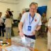 El eurodiputado Antonio López-Isturiz vota en el García Lorca este 9J