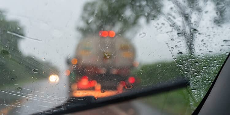 Alerta amarilla por tormentas y granizo en la zona oeste