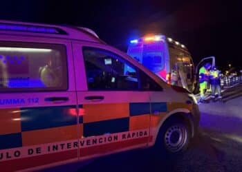 Un ciclista en estado crítico tras ser atropellado en la M-505 en Las Rozas
