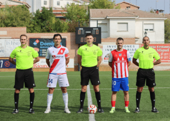 El Rayo Majadahonda se queda en tablas en el derbi frente al Navalcarnero