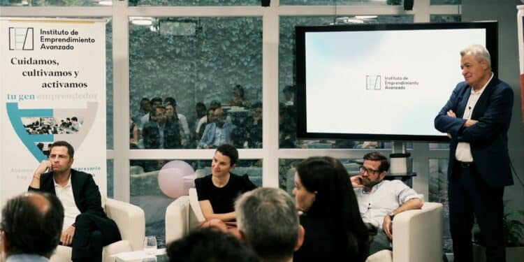 Arranca el curso para los emprendedores junto a Enisa