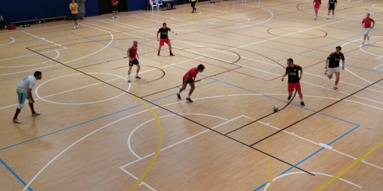 Más de 600 deportistas competirán en los campeonatos municipales de fútbol sala y baloncesto de Majadahonda