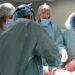 La jefa de Servicio de Cirugía Torácica del hospital Puerta de Hierro reconocida como una de las mejores especialistas de España