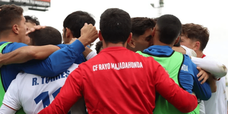 El Rayo Majadahonda vuelve a la senda de las victorias ante el Móstoles