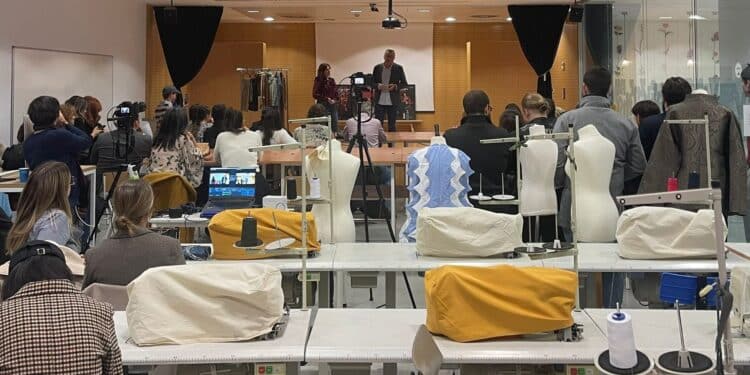 Judit Morales: “Me planteo vivir de la moda para siempre. Voy a luchar por ello”