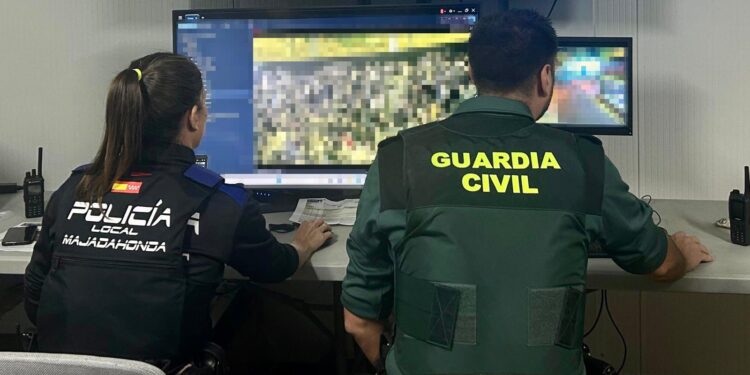 Policía Local y Guardia Civil de Majadahonda lanzan una campaña informativa para mantener la seguridad en las viviendas