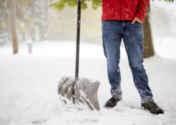 Pozuelo de Alarcón pone en marcha la entrega gratuita de sal como medida preventiva ante heladas y nevadas