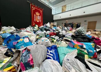 Majadahonda solidaria: punto de recogida de alimentos y enseres para los afectados por la DANA | Vídeo