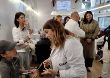 “Aquí hay un farmacéutico… en marcha” llega a Majadahonda para promocionar hábitos de vida saludable