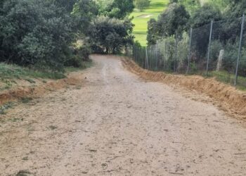 Reparan el camino de acceso desde el parque del Reventón