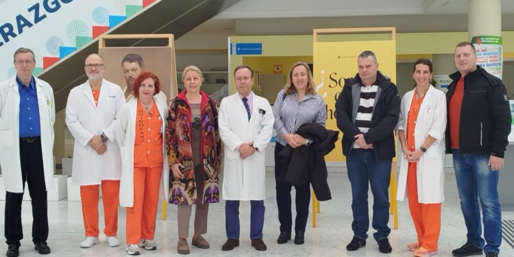 El hospital Puerta de Hierro recibe la visita de una delegación de Serbia para conocer el modelo español de donación de órganos y trasplantes