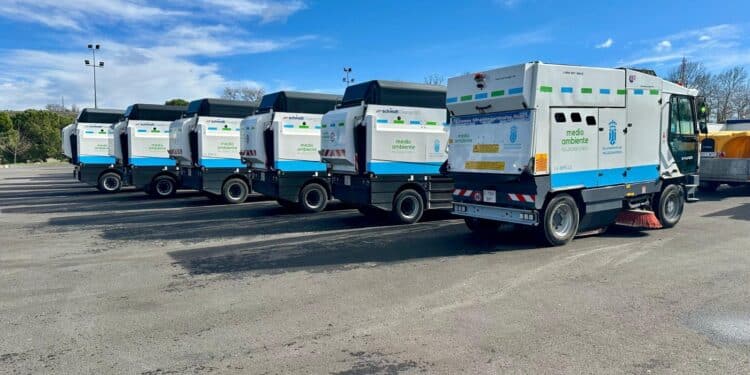 Majadahonda presenta más de 150 nuevos vehículos para mejorar la limpieza viaria de la ciudad