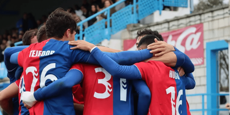 El Rayo Majadahonda derrota por goleada al Coria