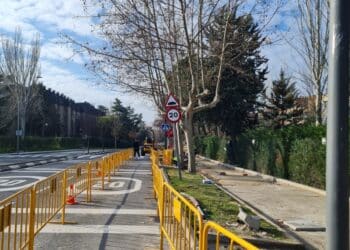 Majadahonda renueva el acerado de la avenida de los Reyes Católicos