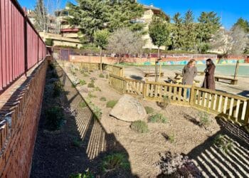 Los colegios San Pío X y Antonio Machado de Majadahonda estrenan patios renovados
