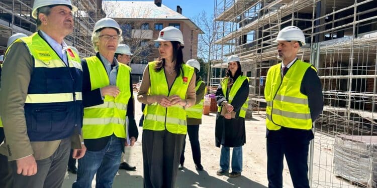 El Ayuntamiento y la Agencia de Vivienda Social firman un nuevo convenio para la adjudicación de 180 viviendas de protección pública en Majadahonda