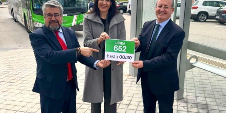 Ampliado del horario nocturno de la línea de autobús 652 que conecta Majadahonda con el Gran Plaza 2