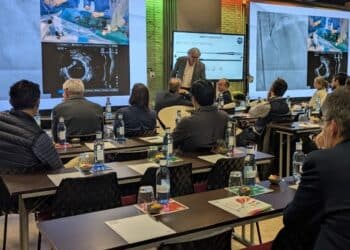 El hospital Puerta de Hierro realiza en directo intervenciones coronarias complejas consolidándose como referente en cardiología intervencionista avanzada