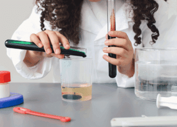 Majadahonda impulsa la ciencia en las aulas de la mano del Instituto de Salud Carlos III