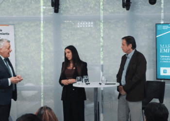 Vanesa Bolaños fusiona la asesoría de imagen y la medicina estética en el Martes del Emprendimiento