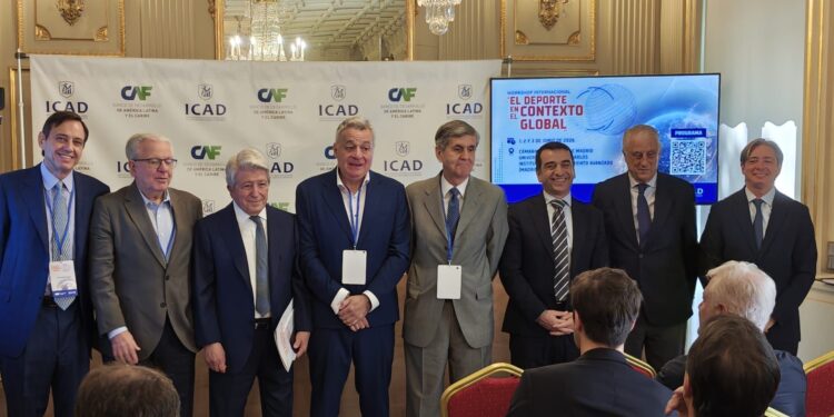 El ICAD arranca en Madrid arropado por directivos de clubes, empresarios, deportistas y el equipo directivo del Instituto de Emprendimiento Avanzado
